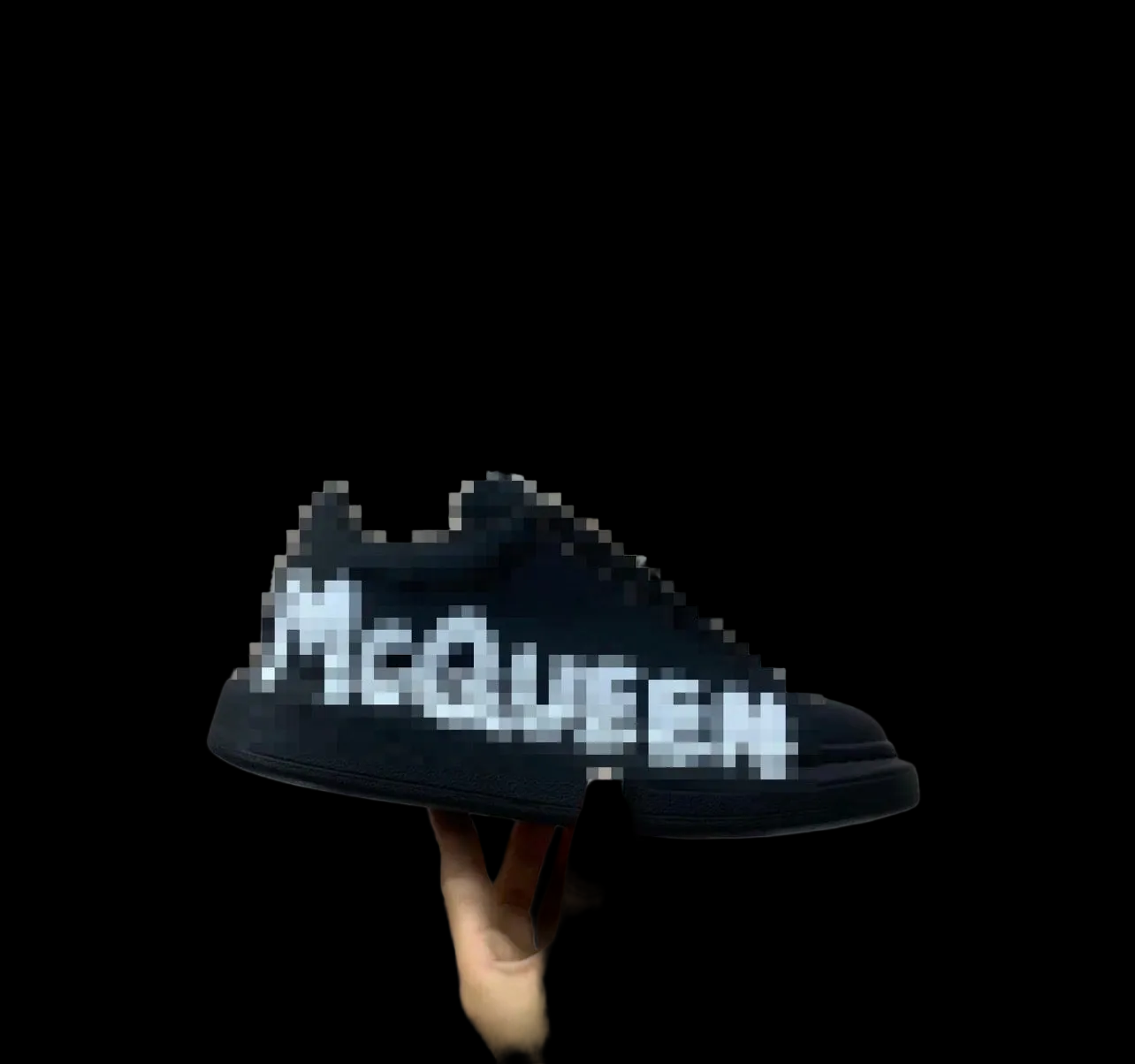 Alx McQueen graffiti